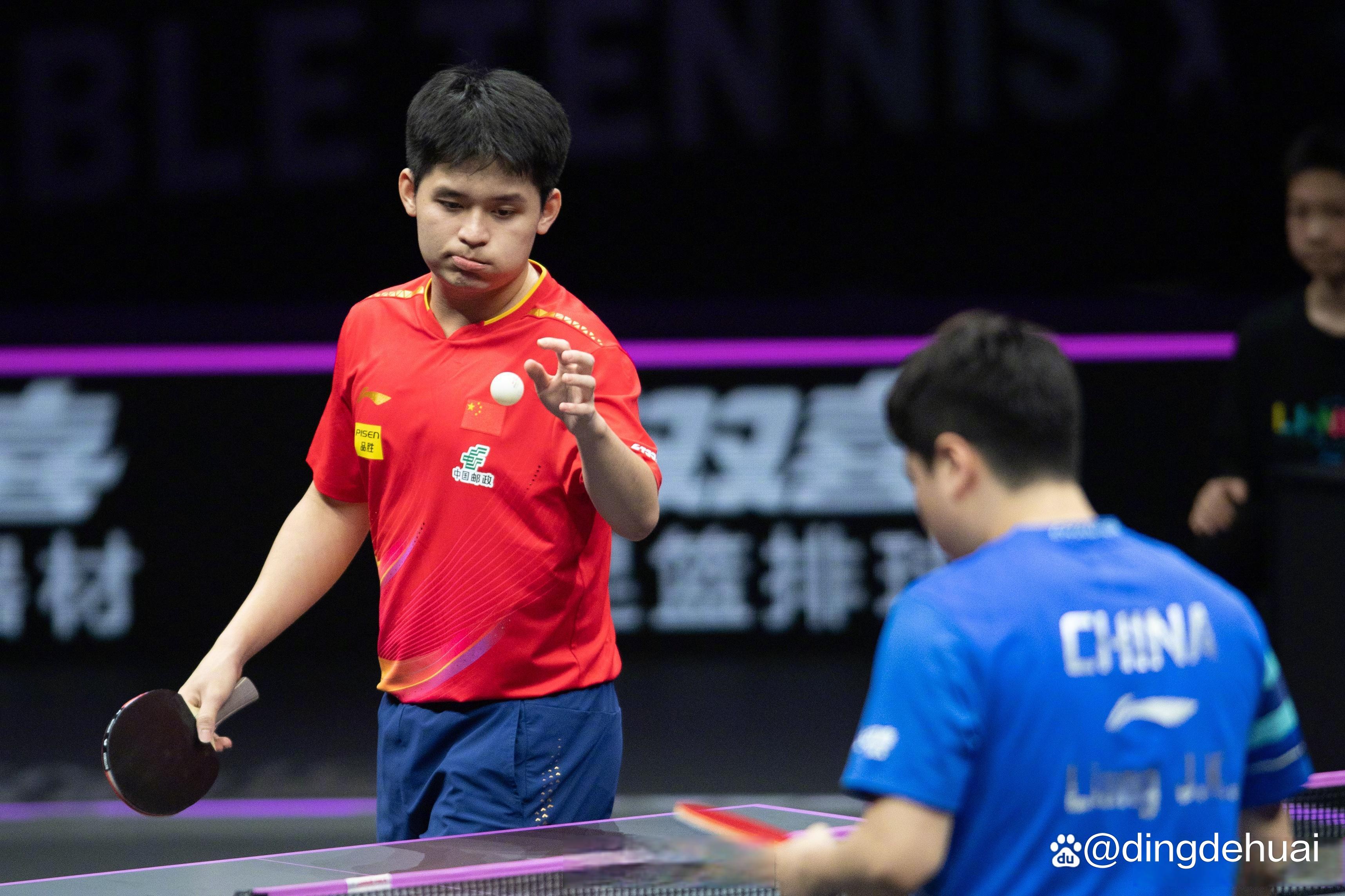 瑞典球员在决赛中力挫强敌获得冠军