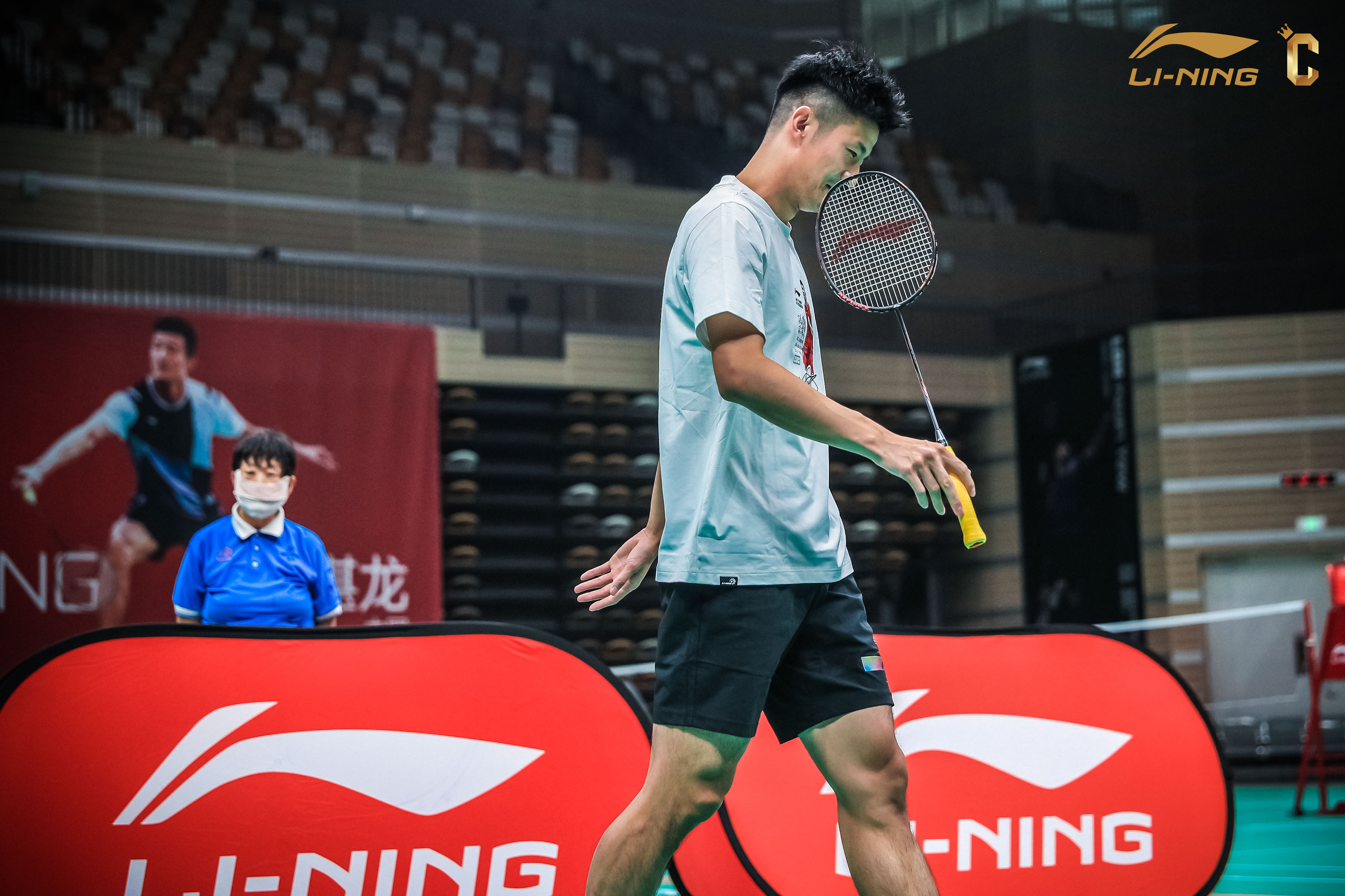 DB电竞App下载入口-中国羽毛球队轻取印度羽毛球队，谌龙惊艳世界的简单介绍