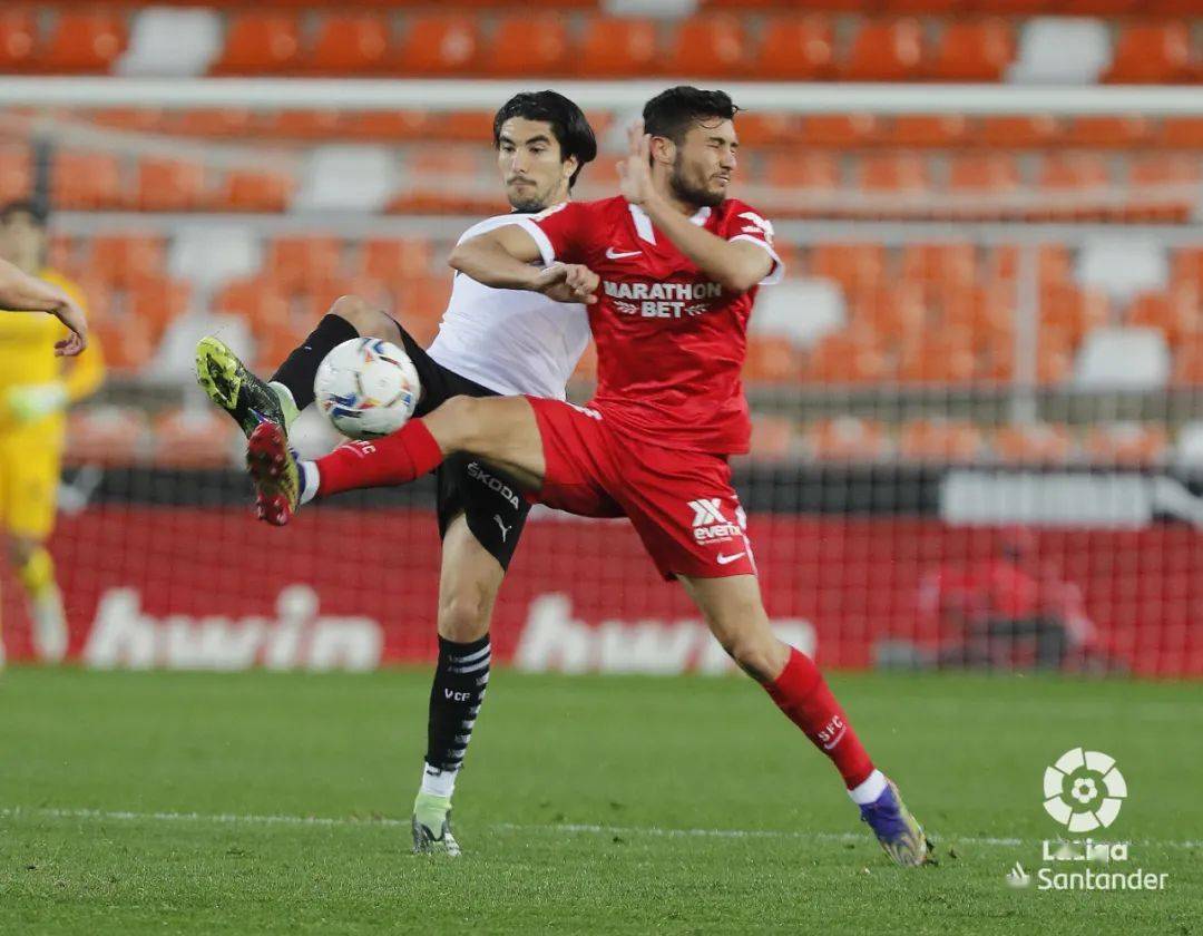 DB电竞平台登录-梅斯客场绝杀阿米恩，取得关键三分