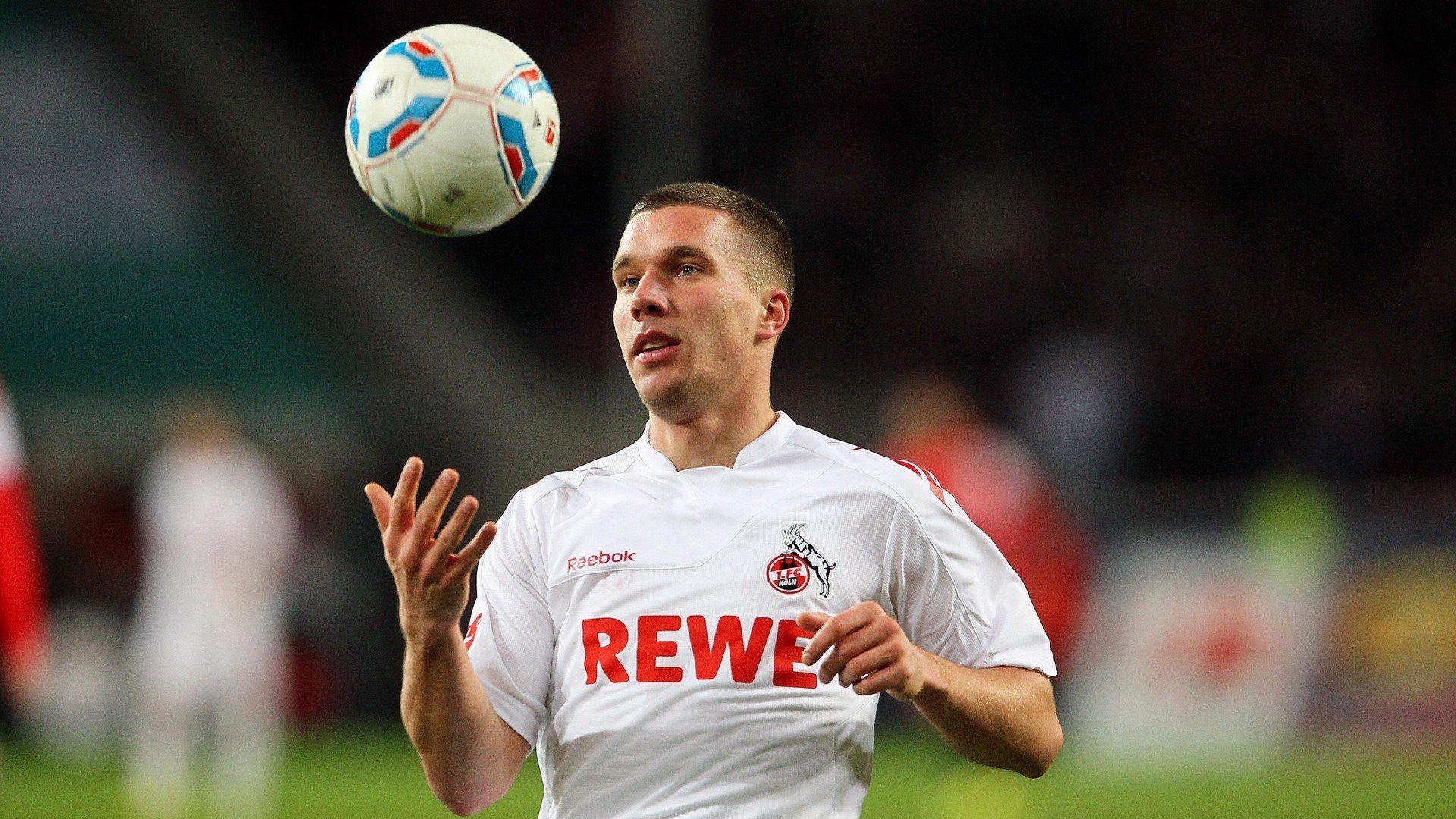 德甲争冠战焦点战启示录,广厦队力克奇才的跨界竞技哲学